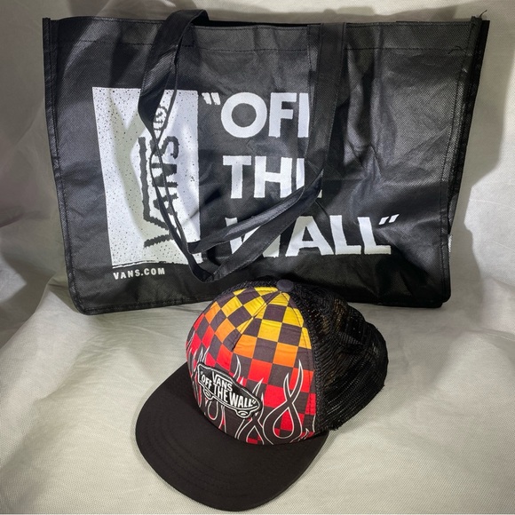 Vans “Off The Wall” Mens Snapback Hat Cap Flames Checkered Adj. Trucker Plus Bag - Picture 2 of 16